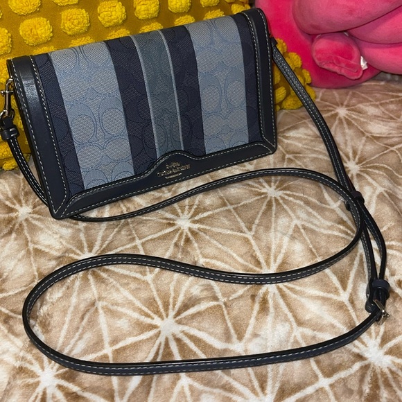 Coach Anna Fold Over Crossbody - Picture 15 of 16